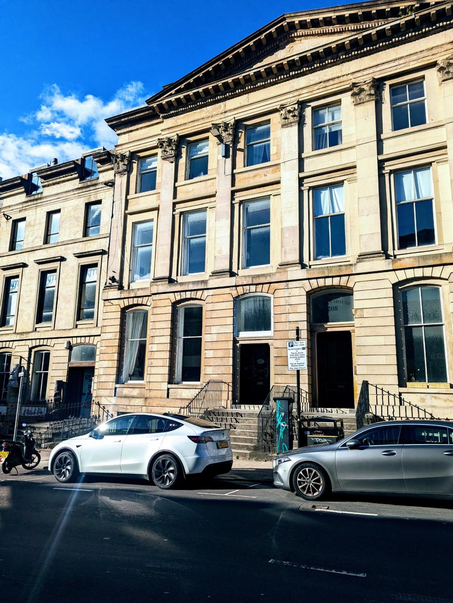 One The Mews Apartment Glasgow Exterior photo
